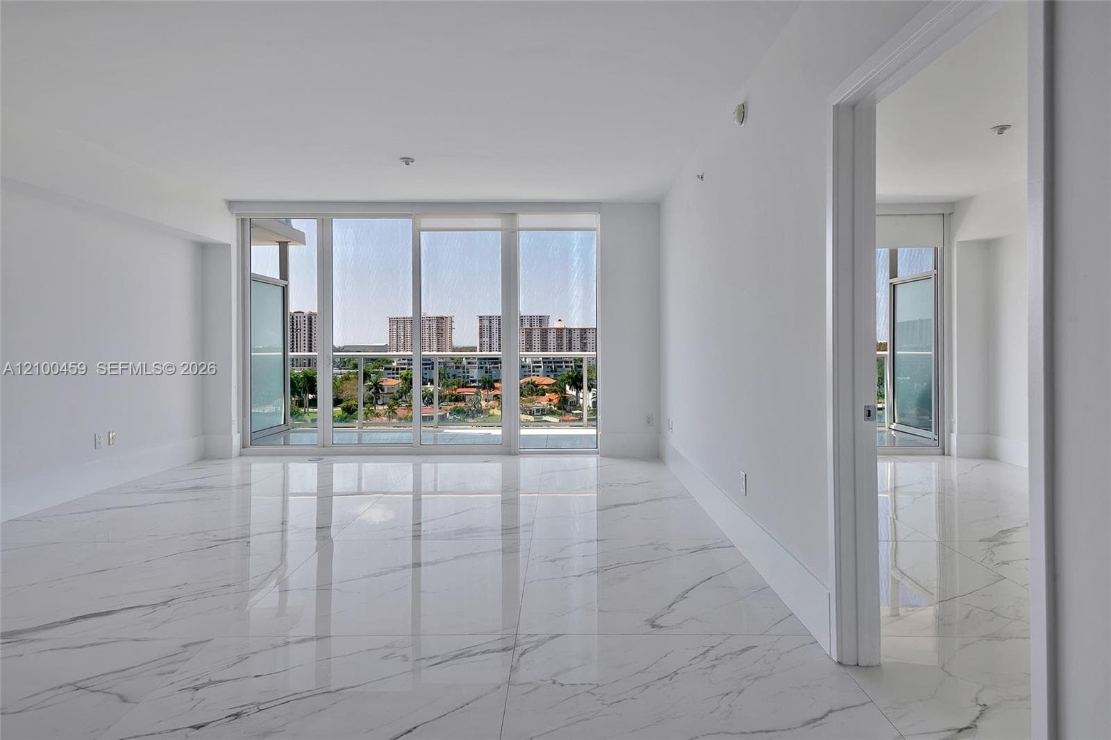 400 Sunny Isles Blvd 917 photo 23