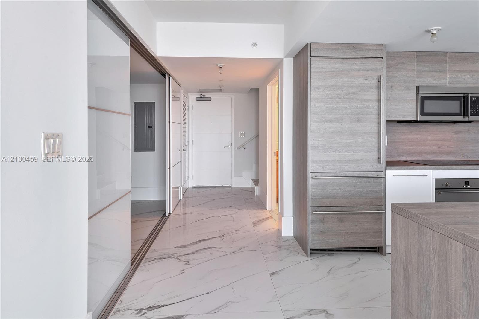 400 Sunny Isles Blvd 917 photo 13