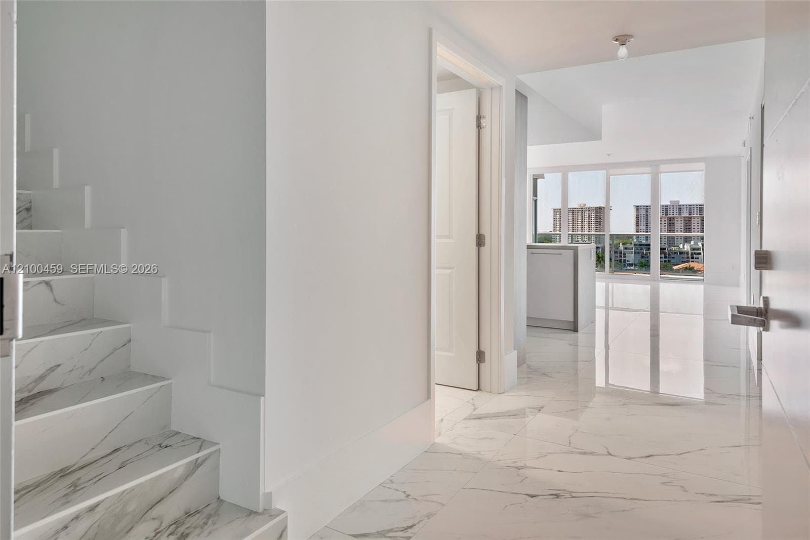 400 Sunny Isles Blvd 917 photo 3