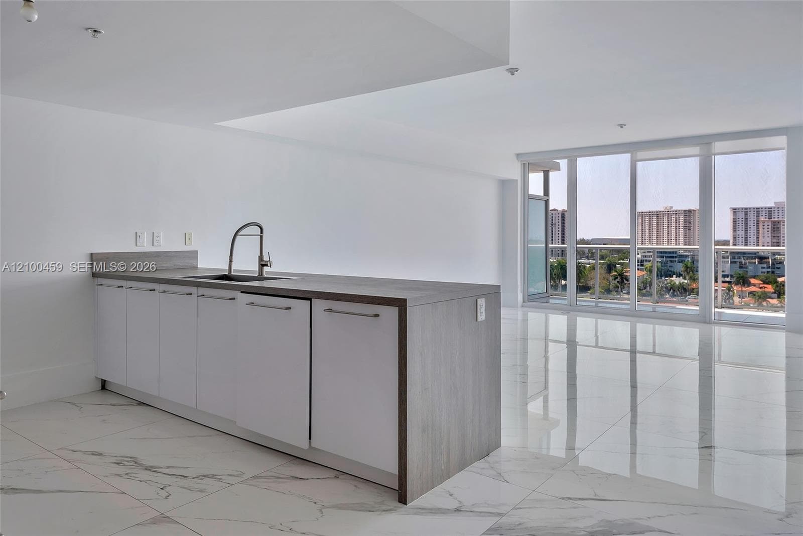 400 Sunny Isles Blvd 917 photo 9