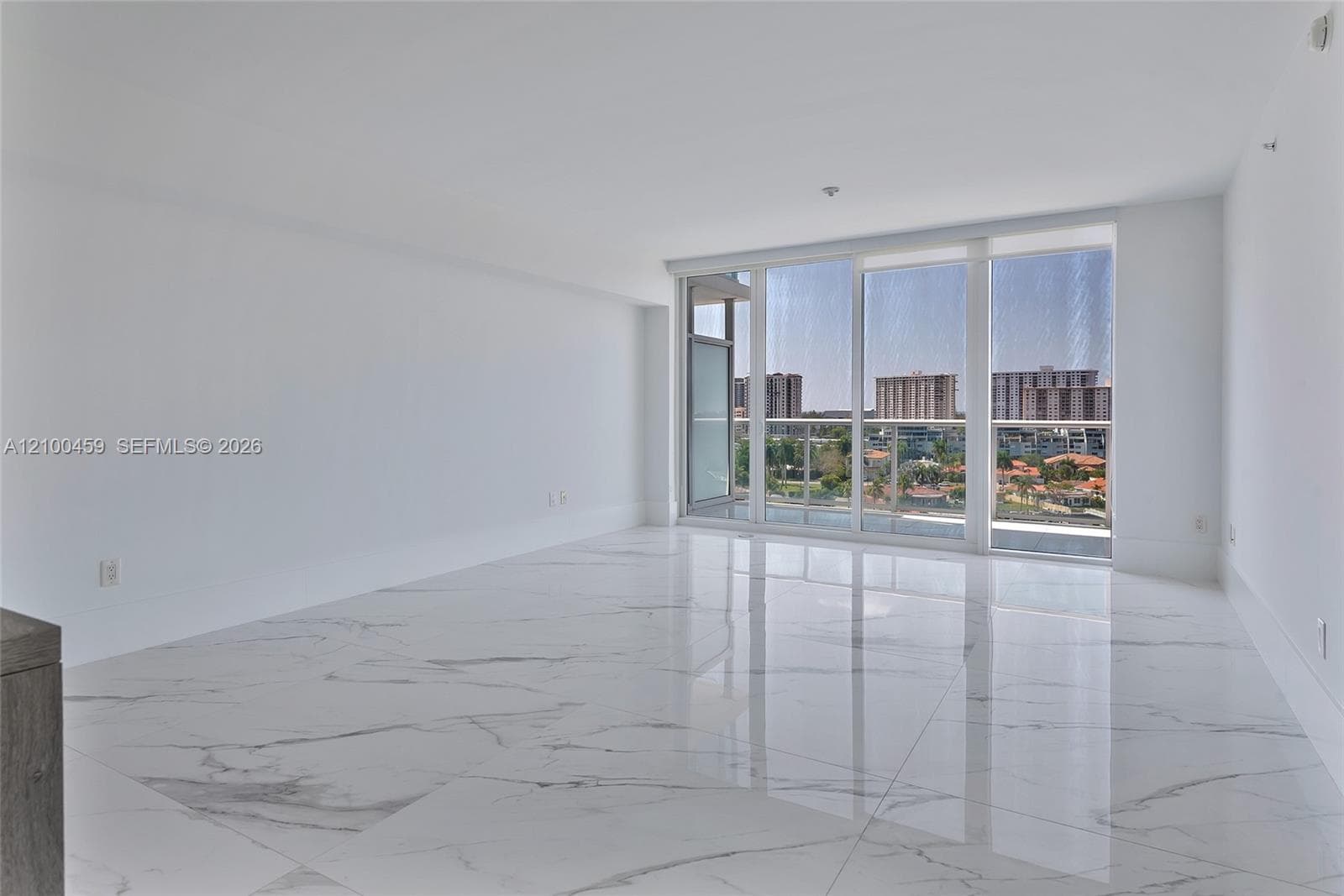 400 Sunny Isles Blvd 917 photo 24