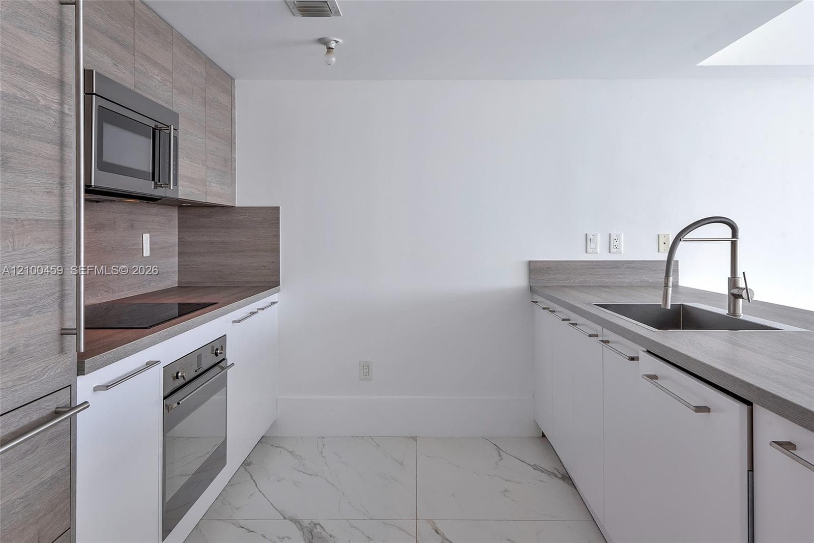 400 Sunny Isles Blvd 917 photo 11