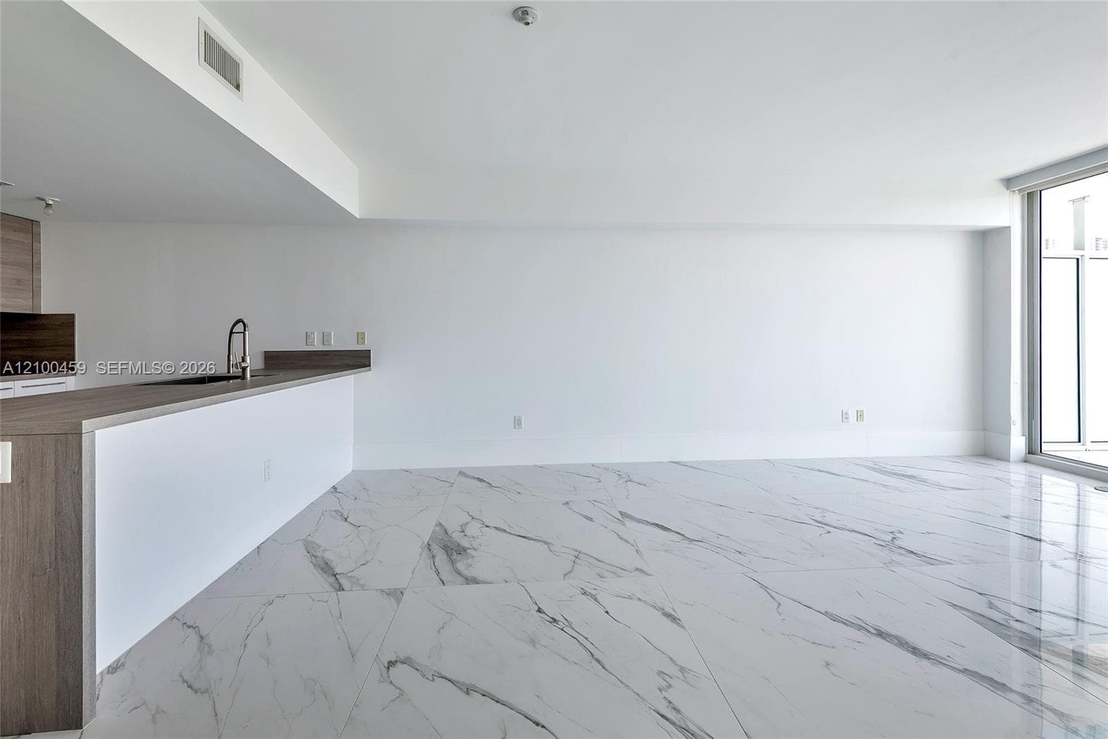 400 Sunny Isles Blvd 917 photo 25