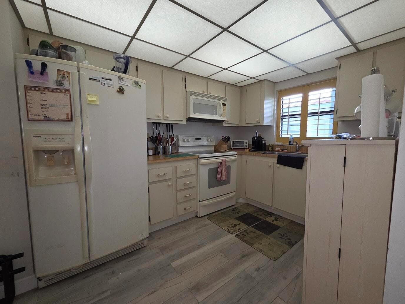 2041 W Woolbright Road H101 photo 3