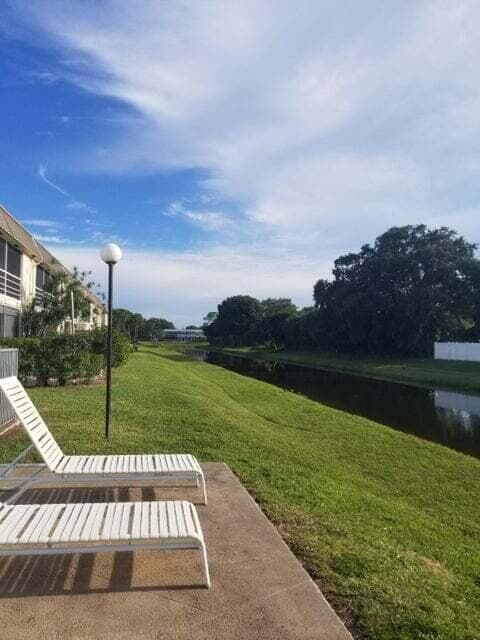 10789 N MILITARY Trail 3 photo 1