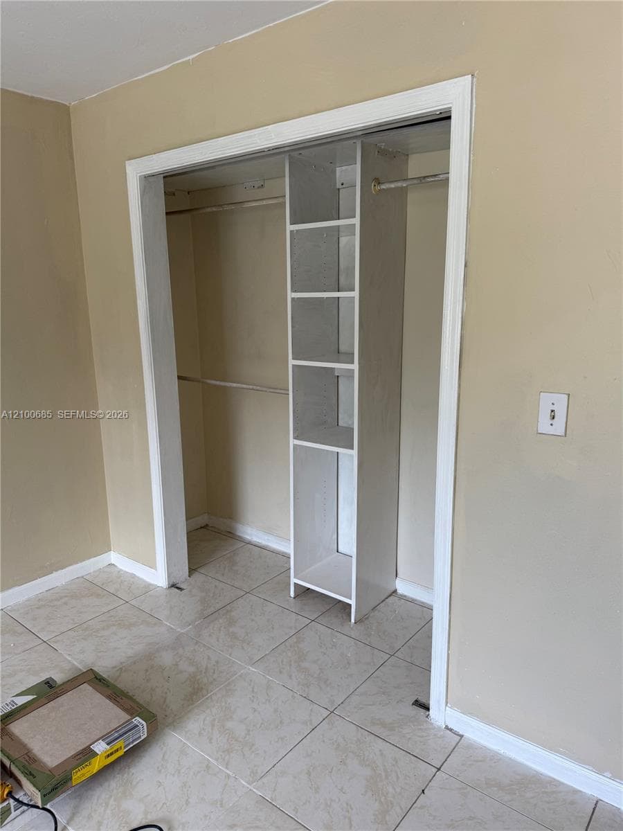 1420 SW 28th Ave 6 photo 13