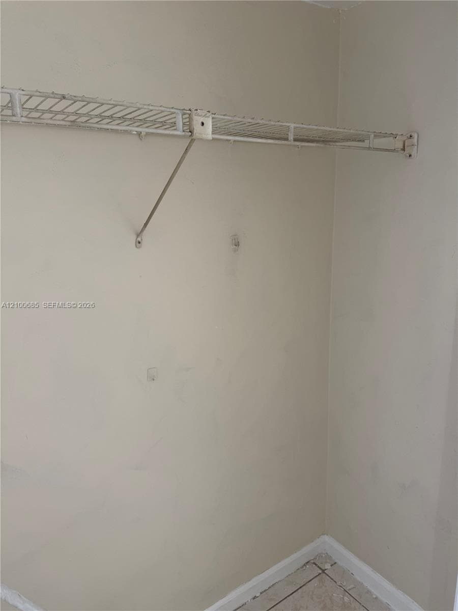 1420 SW 28th Ave 6 photo 9