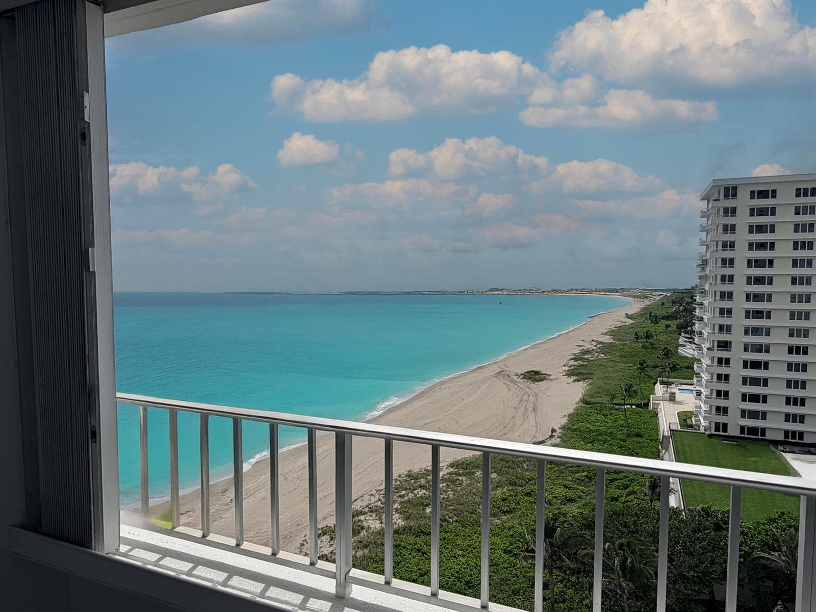 550 S Ocean Boulevard 1202 photo 2