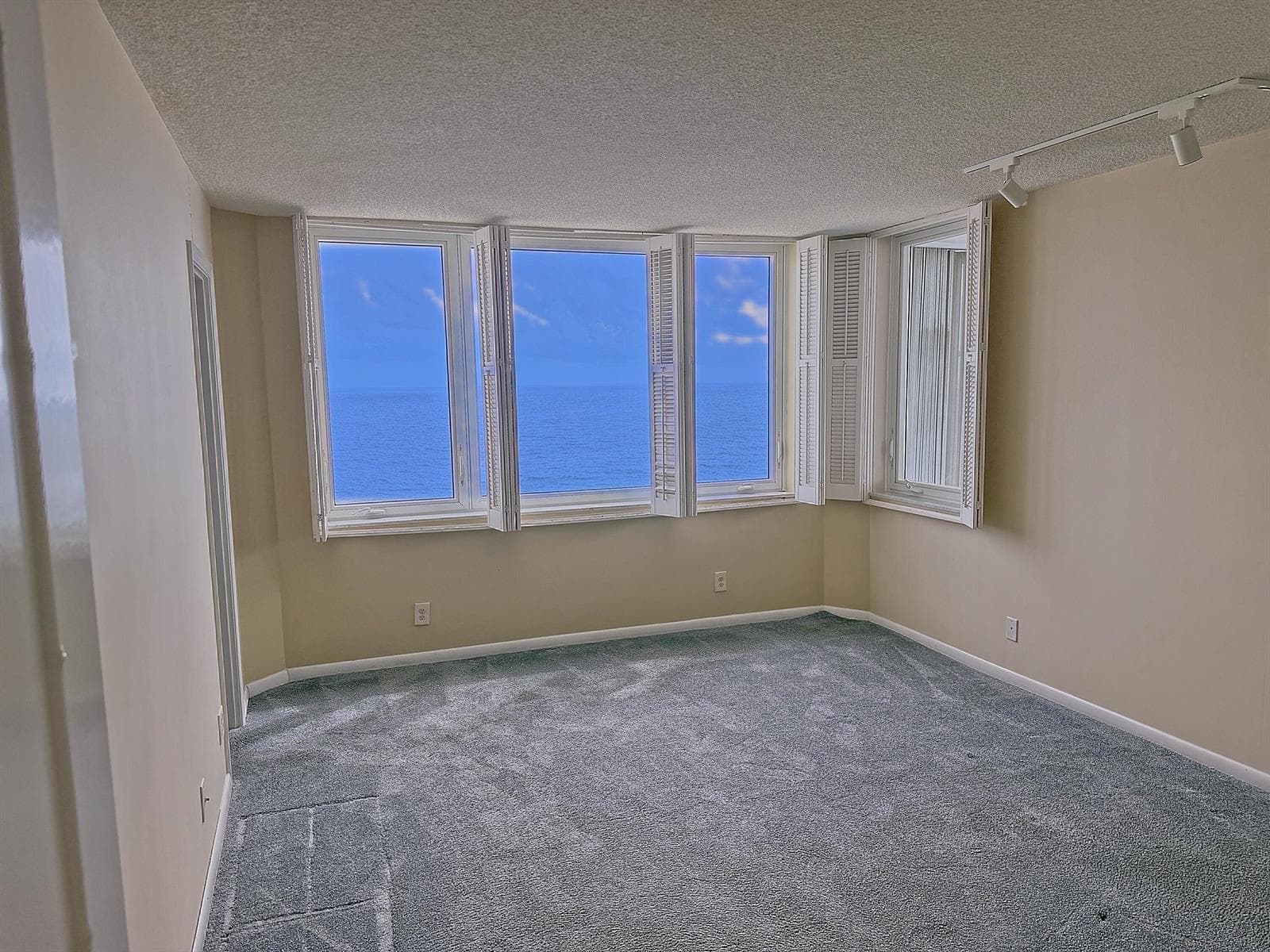 550 S Ocean Boulevard 1202 photo 5