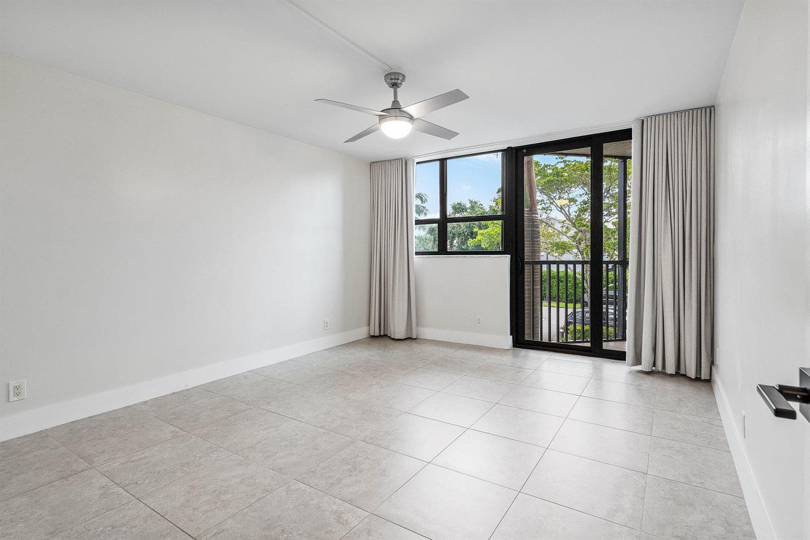 800 JEFFERY Street 201 photo 15