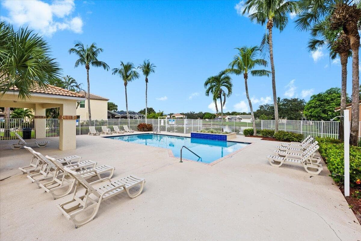 122 Seminole Lakes Drive photo 15