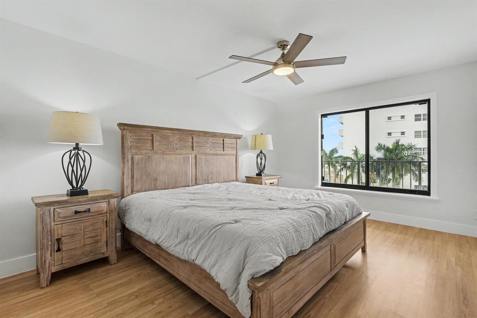 3200 N OCEAN Drive 402 photo 6