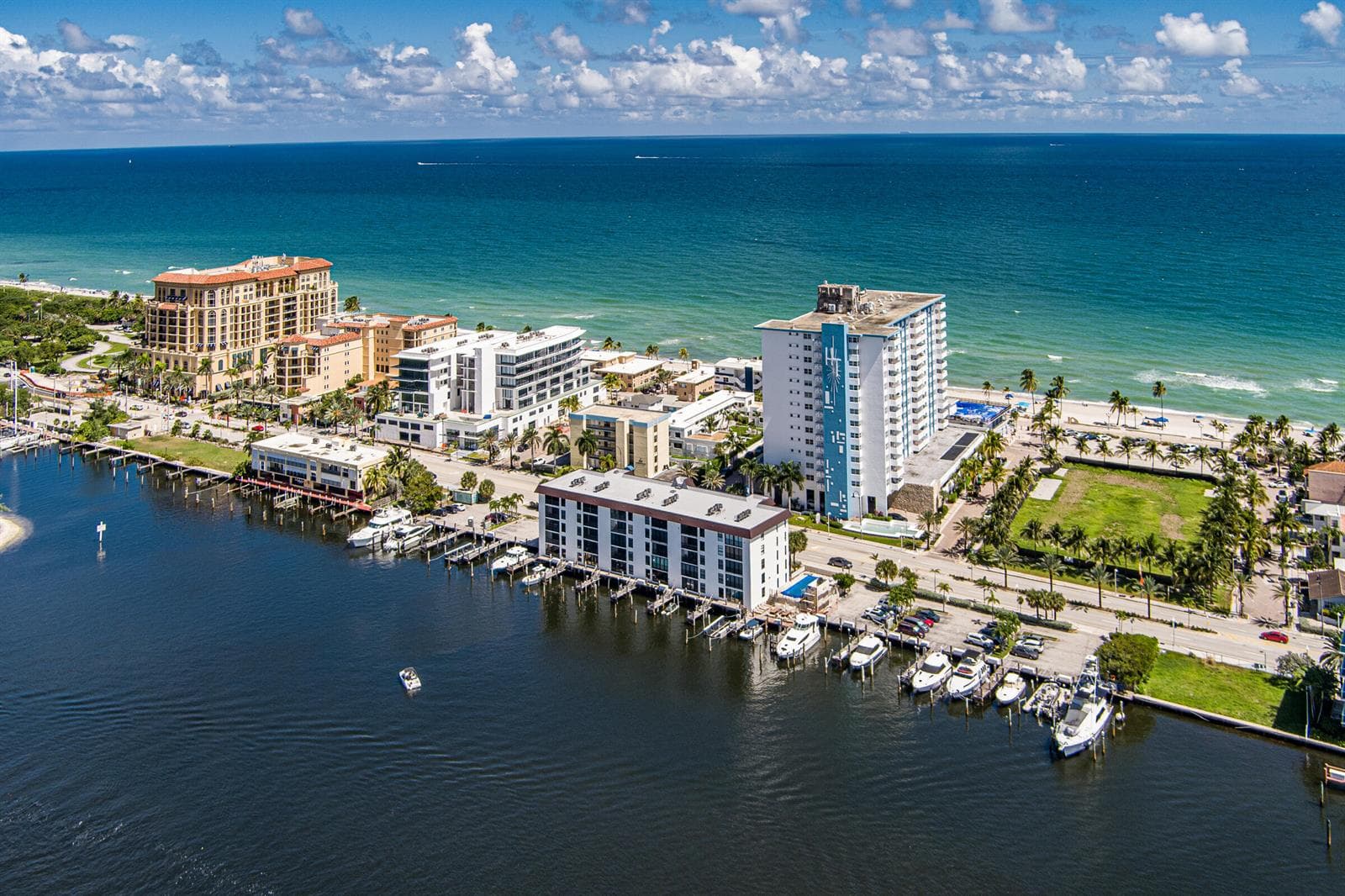 3200 N OCEAN Drive 402 photo 14
