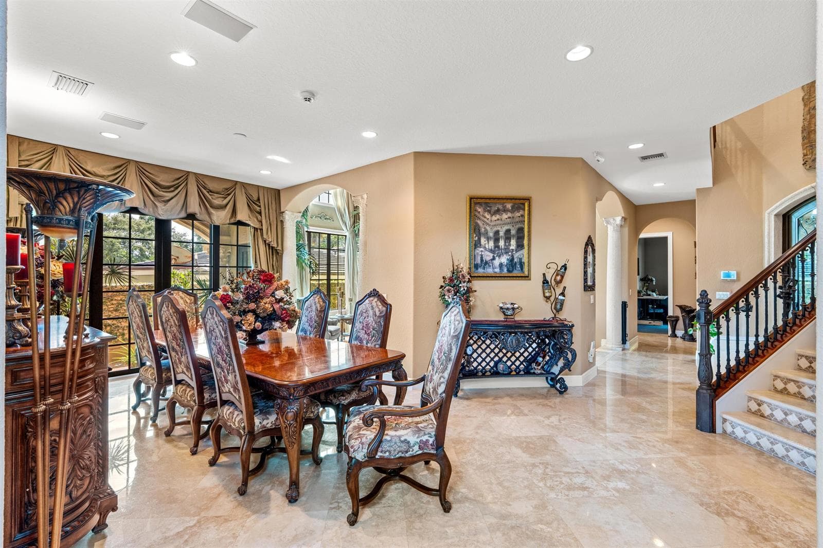 818 S LAKESIDE Drive photo 8