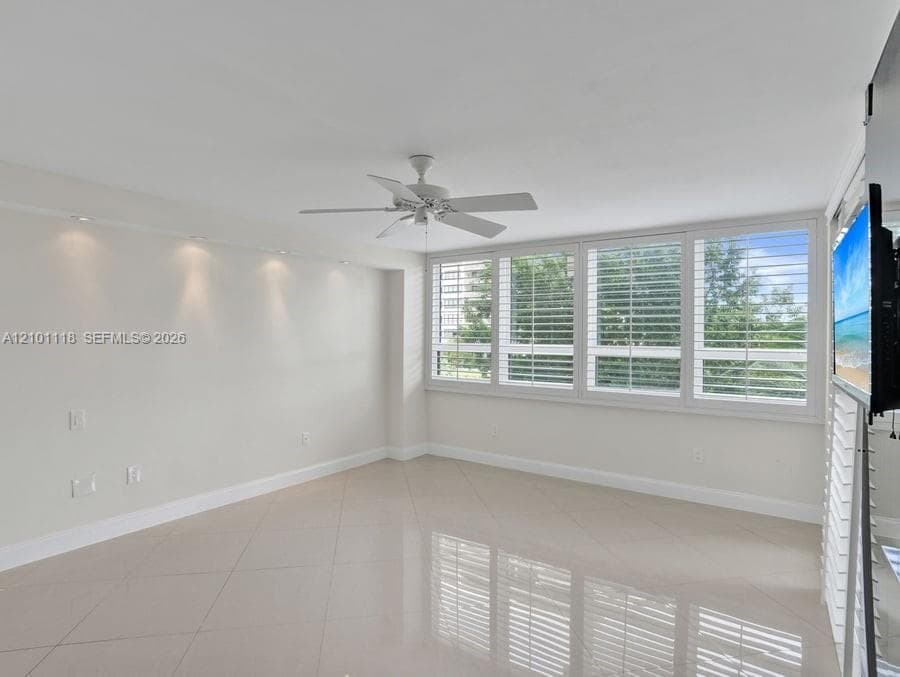 2 Grove Isle Dr B305 photo 14