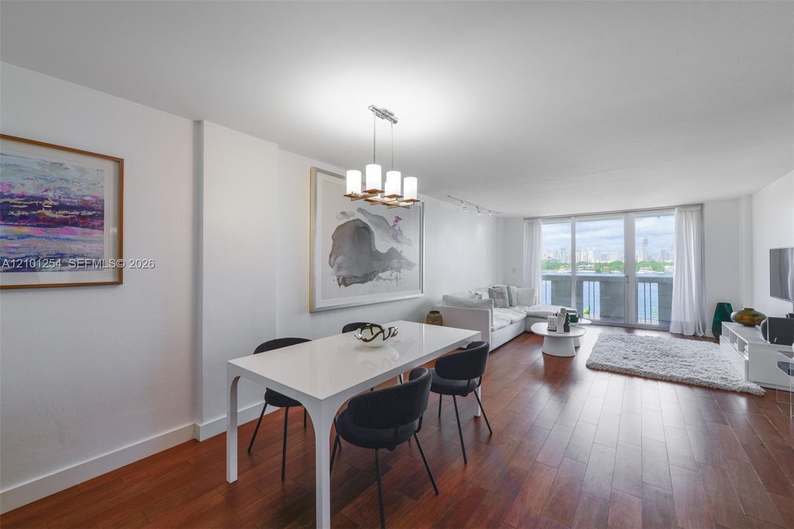 800 West Ave 629 photo 2