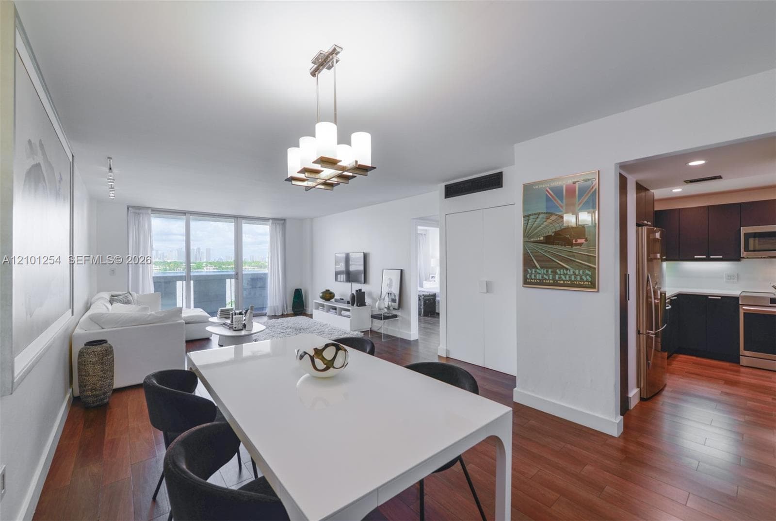 800 West Ave 629 photo 3