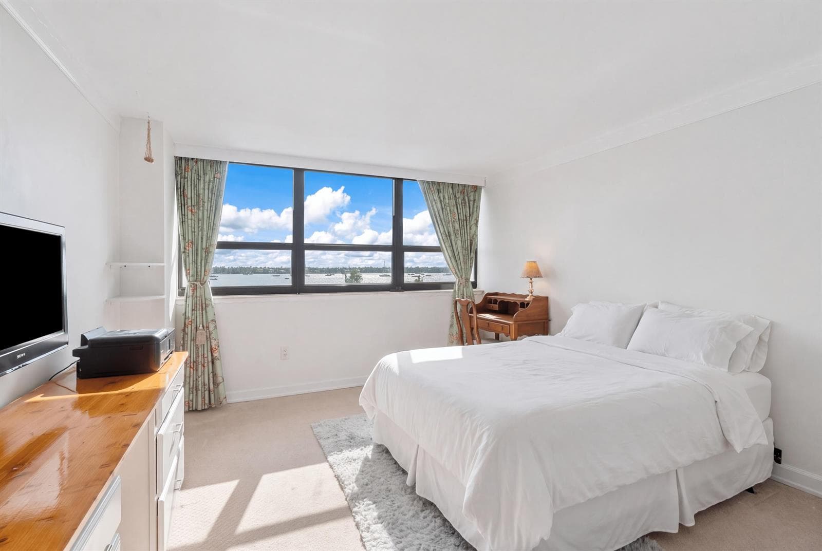 5600 N Flagler Drive 409 photo 13