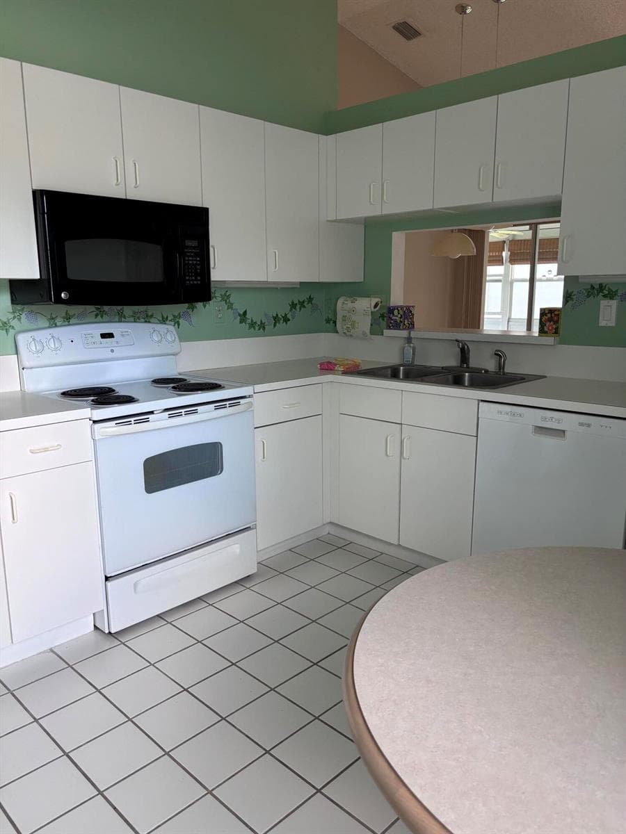 7636 MANSFIELD HOLLOW Road photo 13