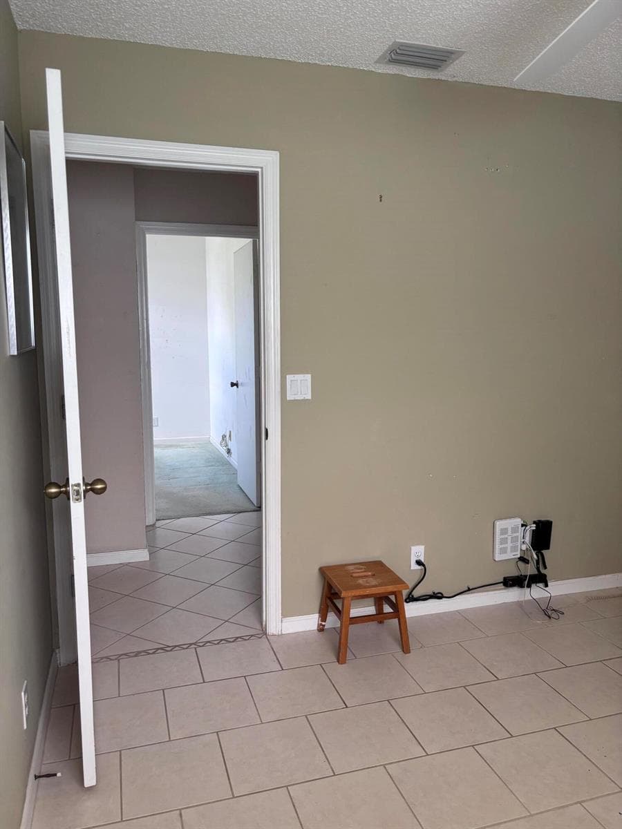 7636 MANSFIELD HOLLOW Road photo 25