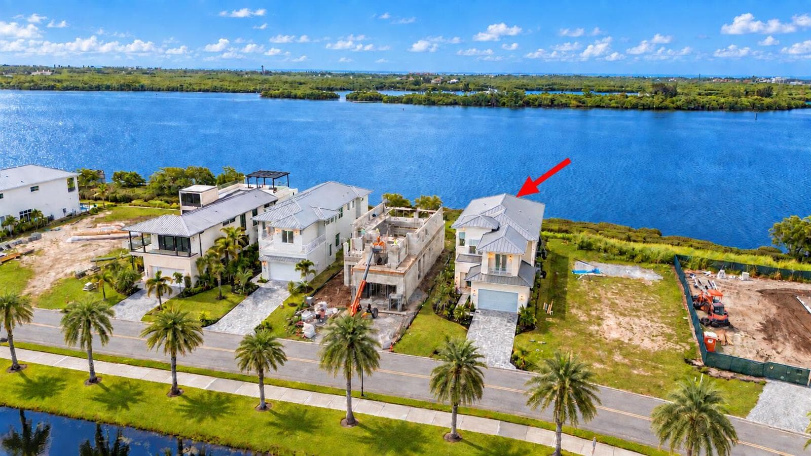 4838 S Harbor Drive photo 2