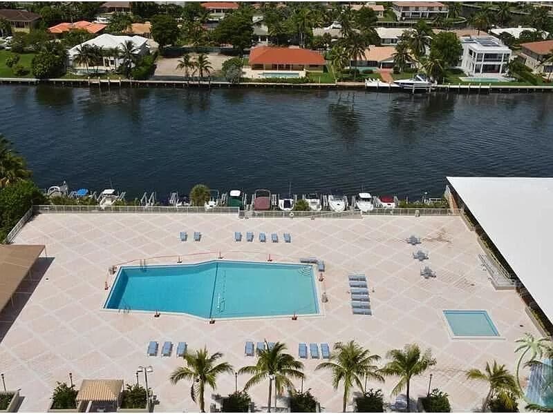 1965 S OCEAN Drive 4H photo 16