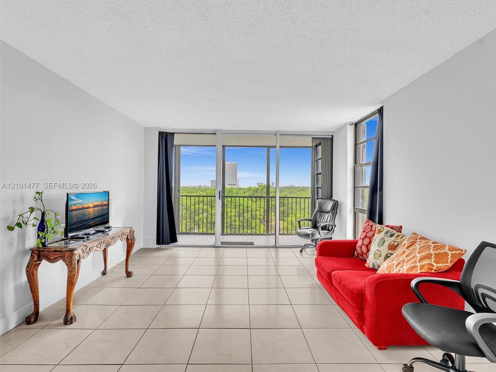 2500 NE 135th St C502 photo 8