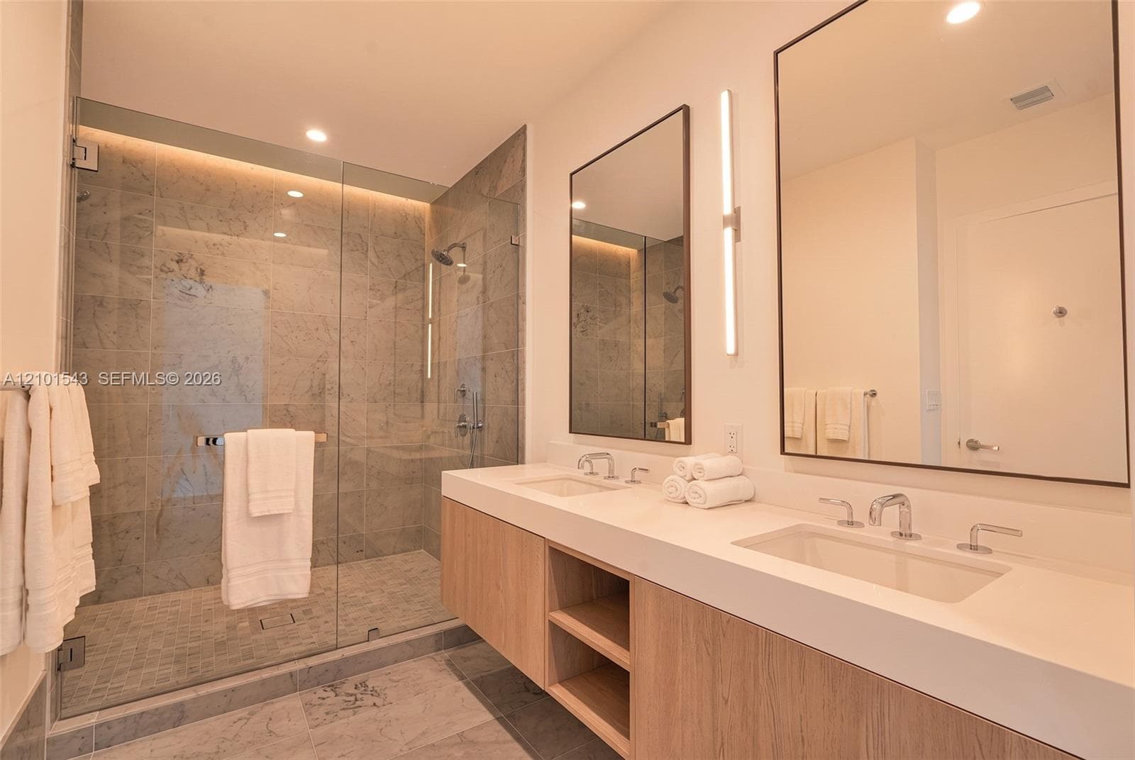 9221 E Bay Harbor UPH10 photo 16