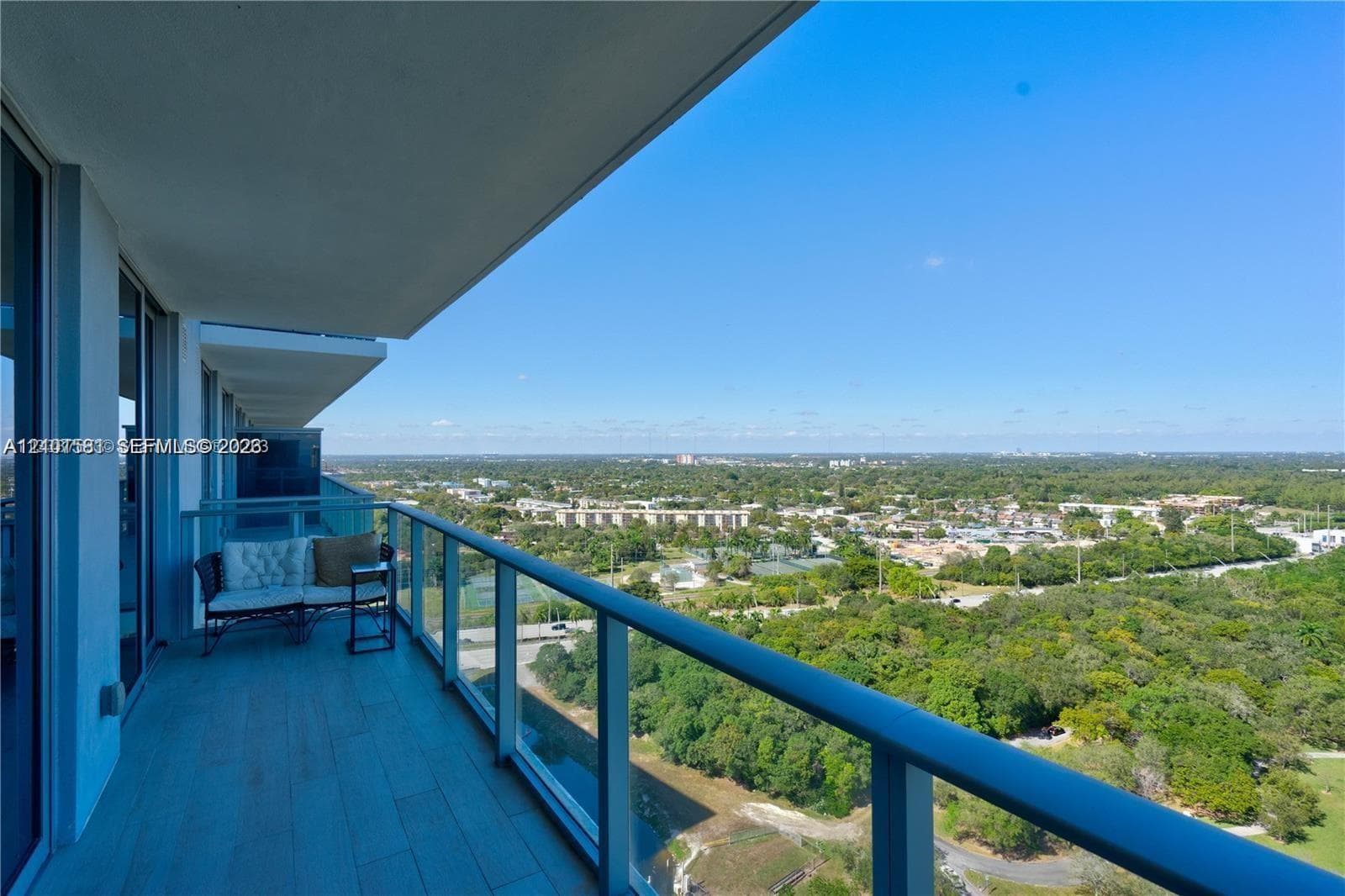 16385 Biscayne Blvd 2406 photo 23