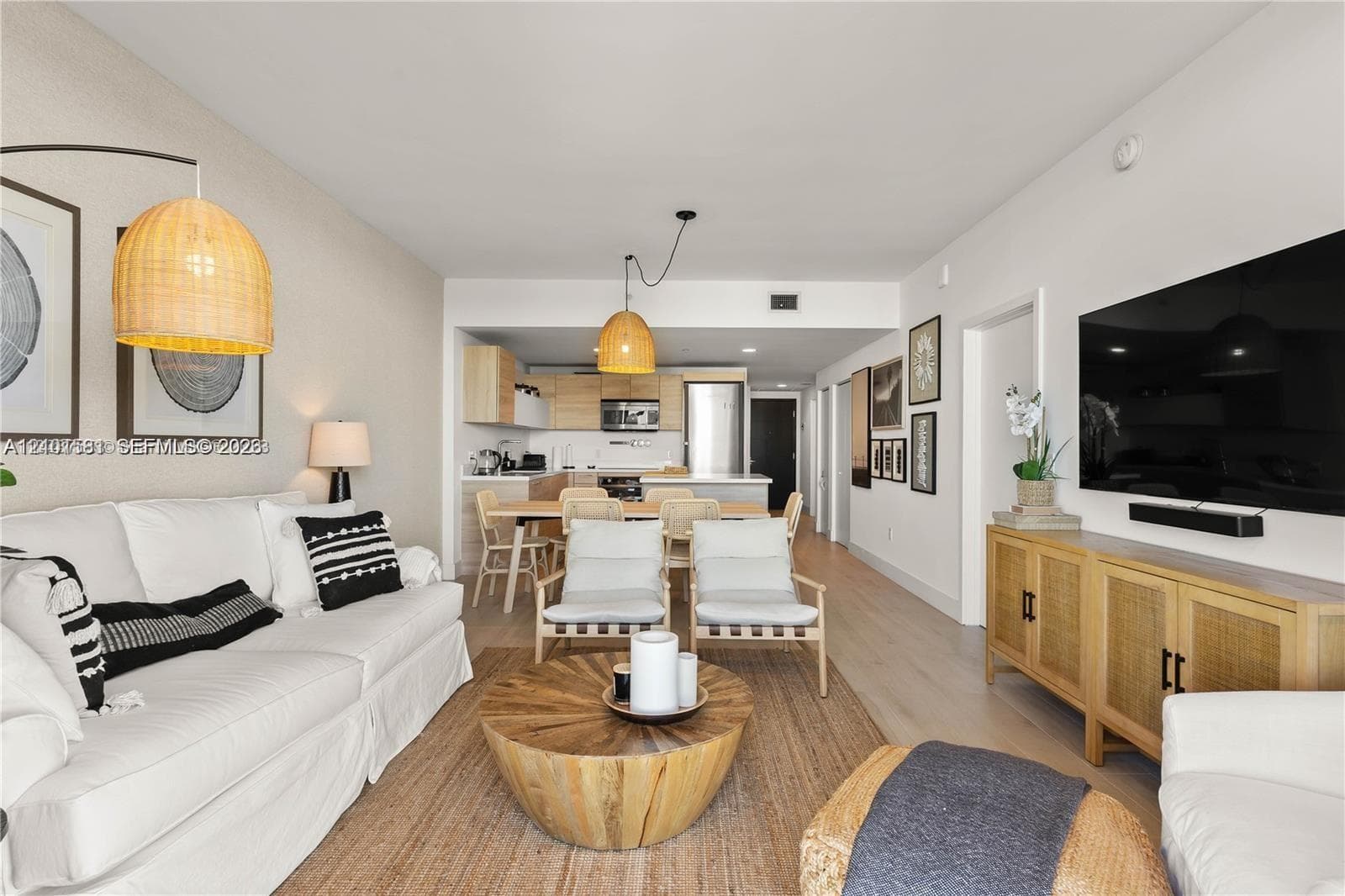16385 Biscayne Blvd 2406 photo 5