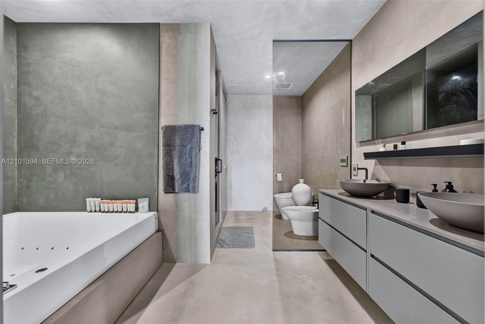 200 Biscayne Boulevard Way 5010 photo 6