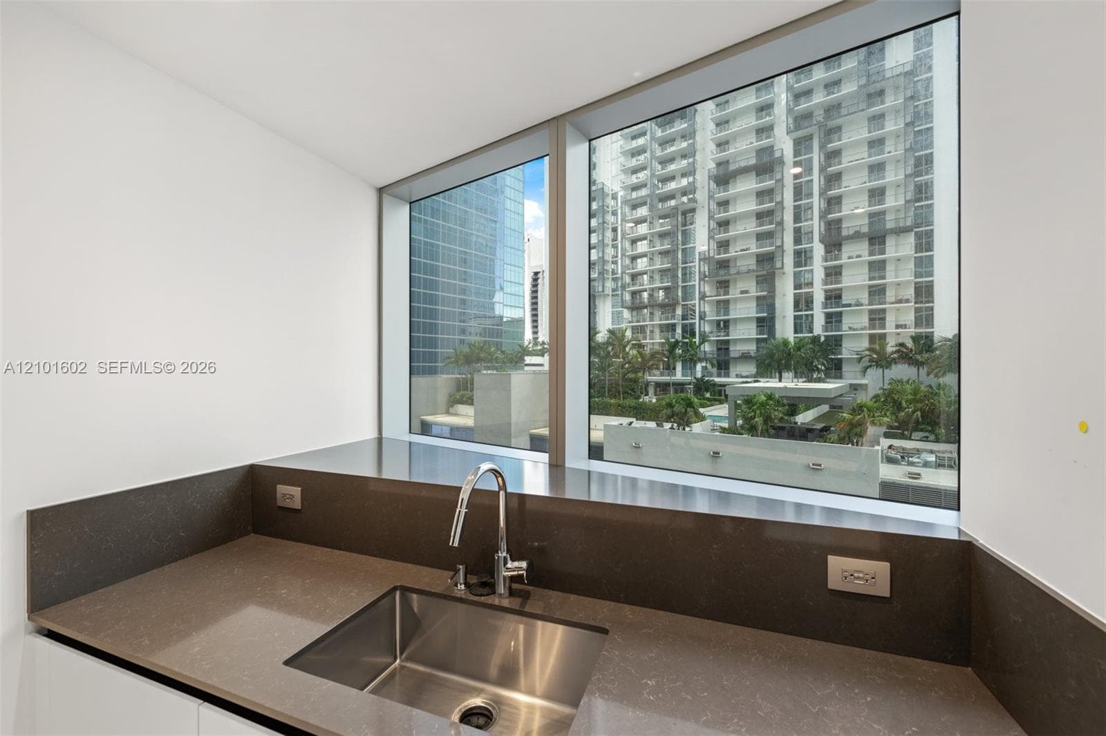 300 Biscayne Boulevard Way 1205C photo 10