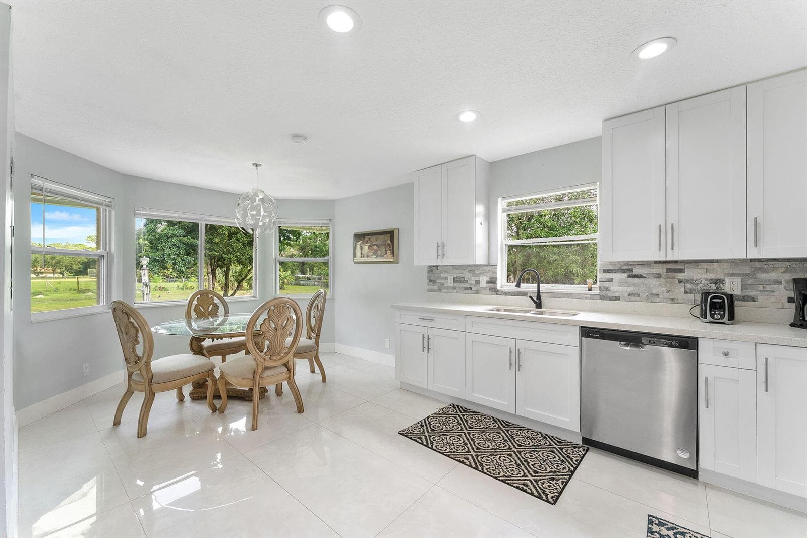 11835 N 47TH Road N photo 3
