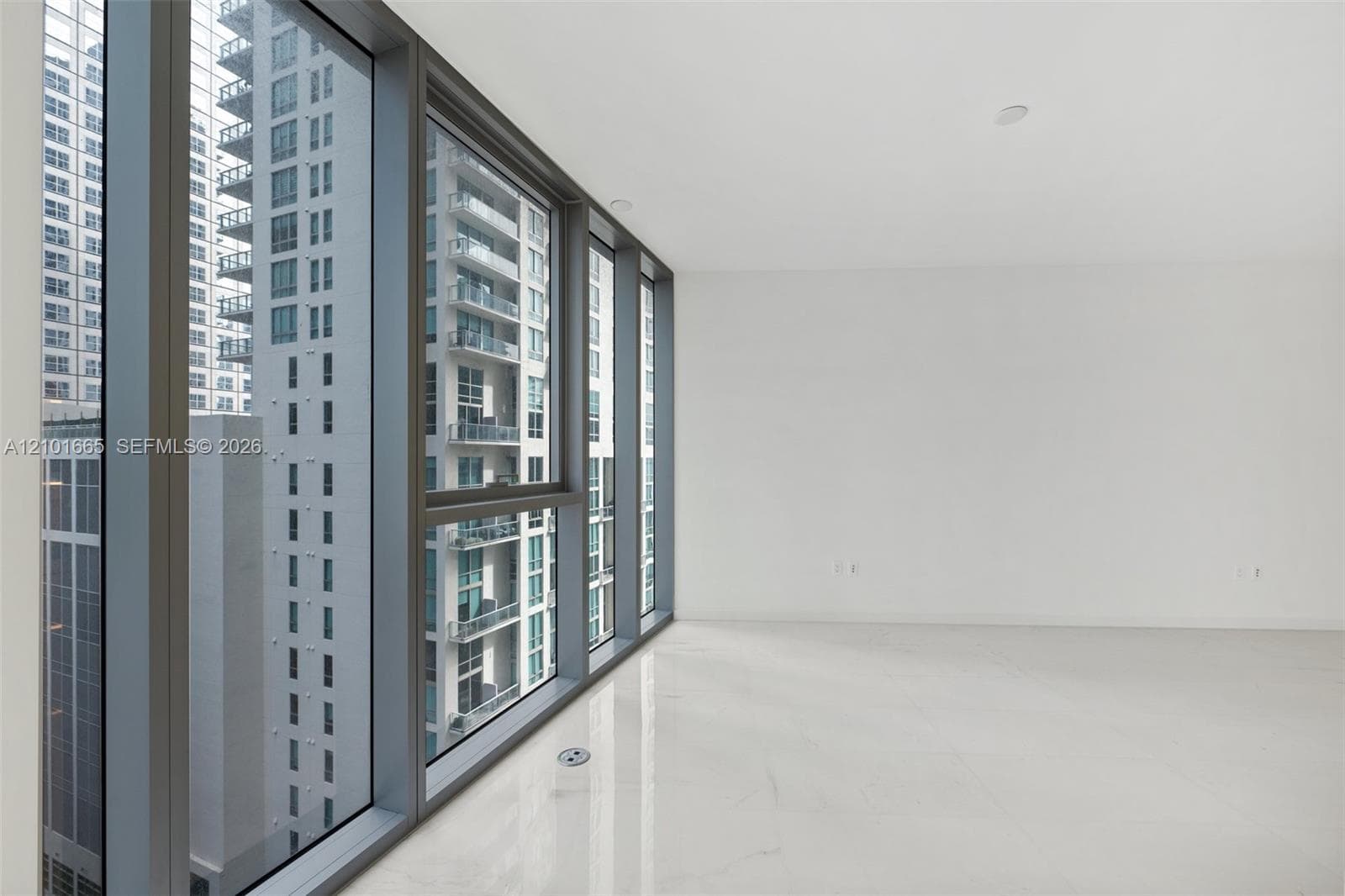 300 Biscayne Boulevard Way 1205C photo 17