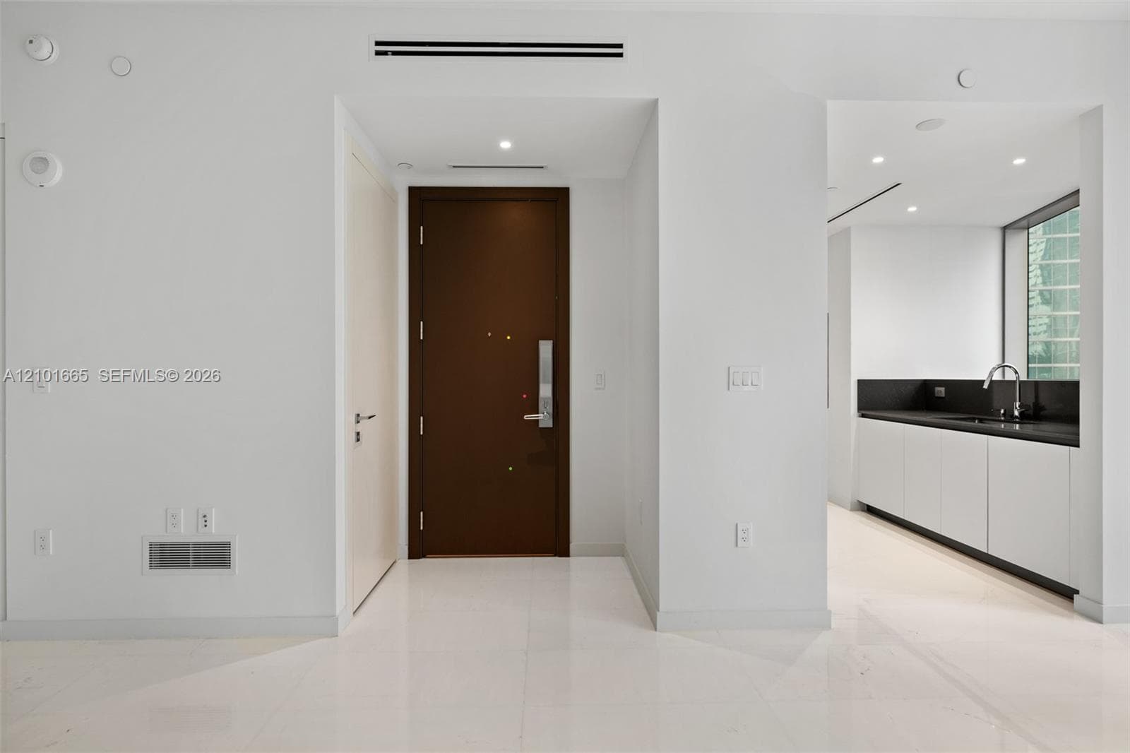 300 Biscayne Boulevard Way 1205C photo 8