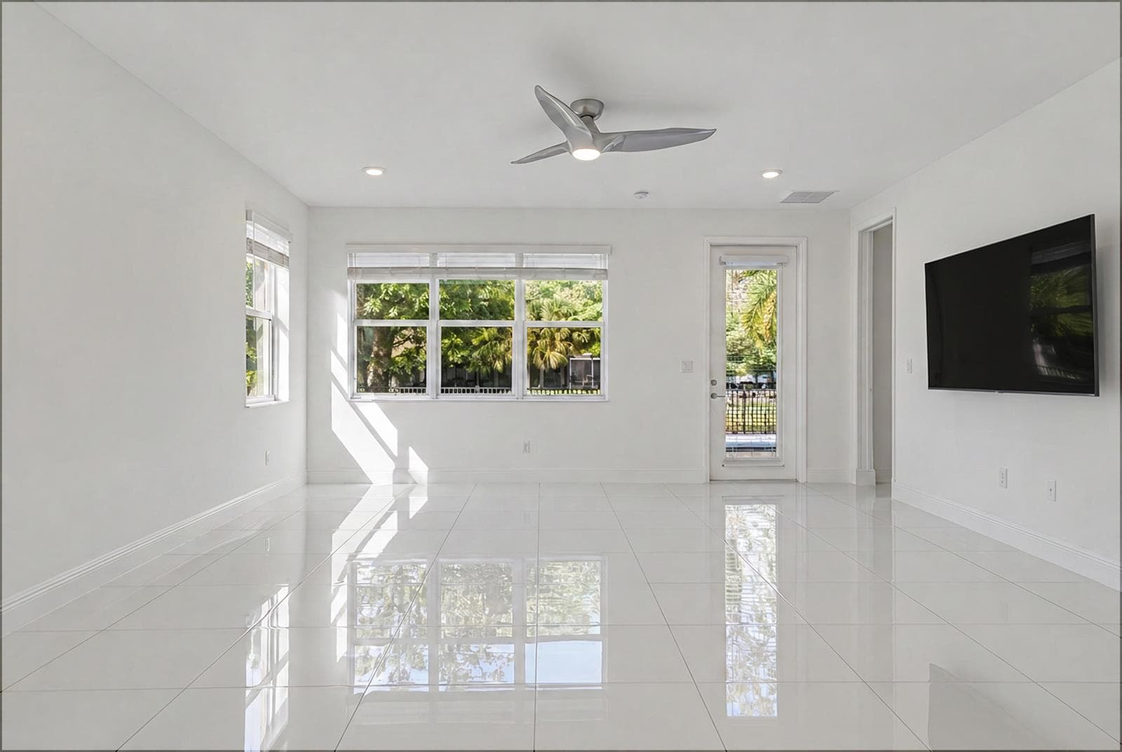 4065 MARINA Way photo 12