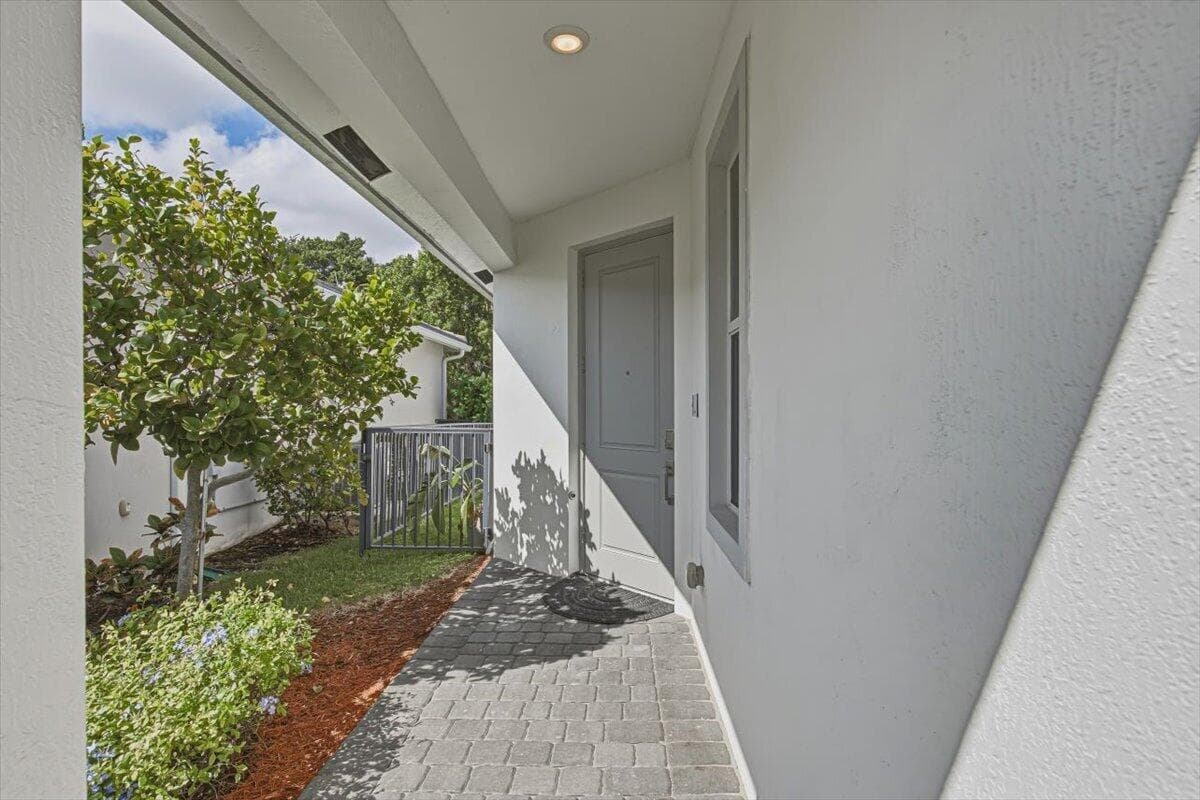 4065 MARINA Way photo 8