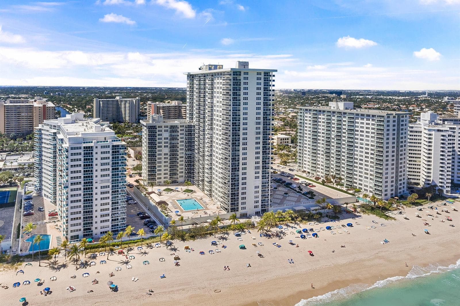 3500 GALT OCEAN Drive 2212A photo 24