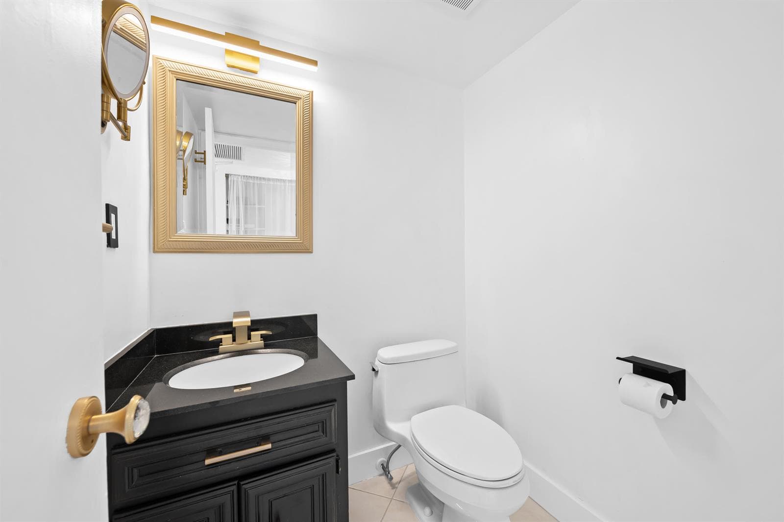 3500 GALT OCEAN Drive 2212A photo 21