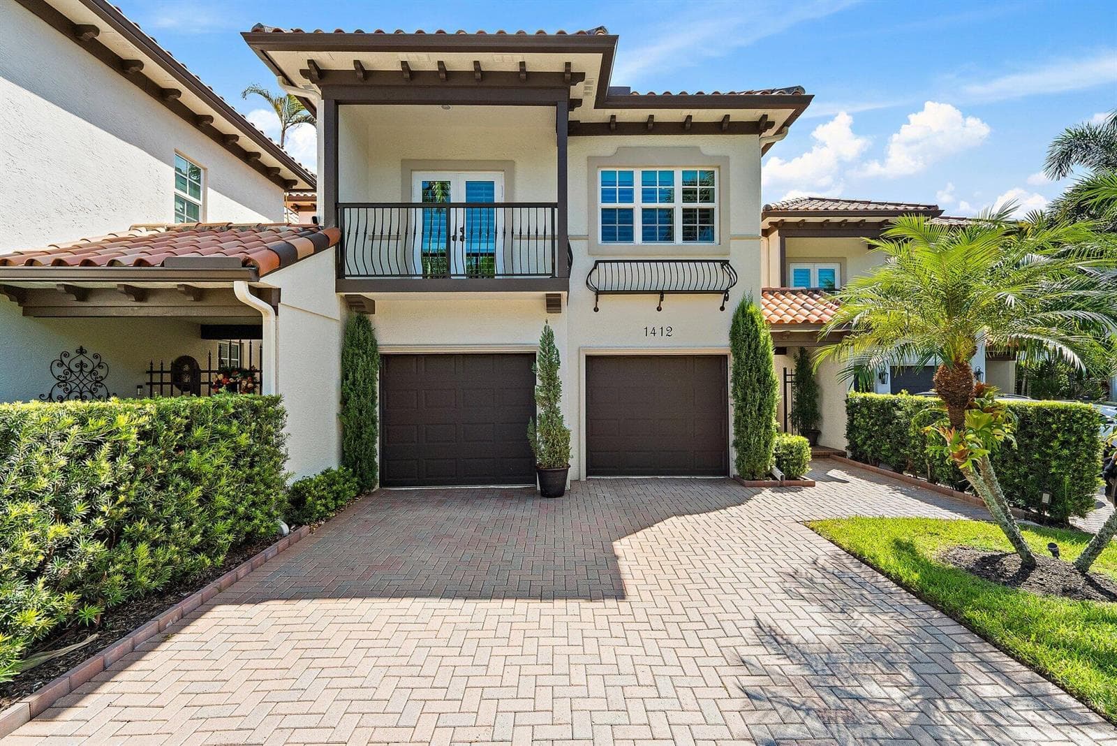 1412 HARBOUR POINT Drive photo 4