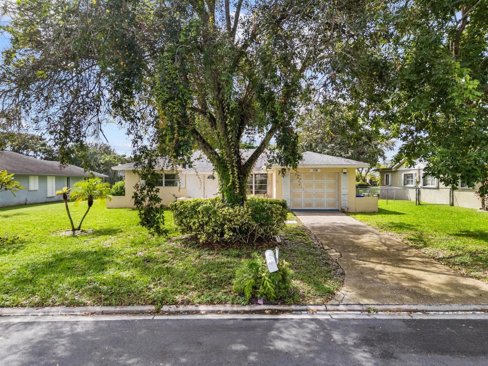 138 Sandpiper Avenue photo 3