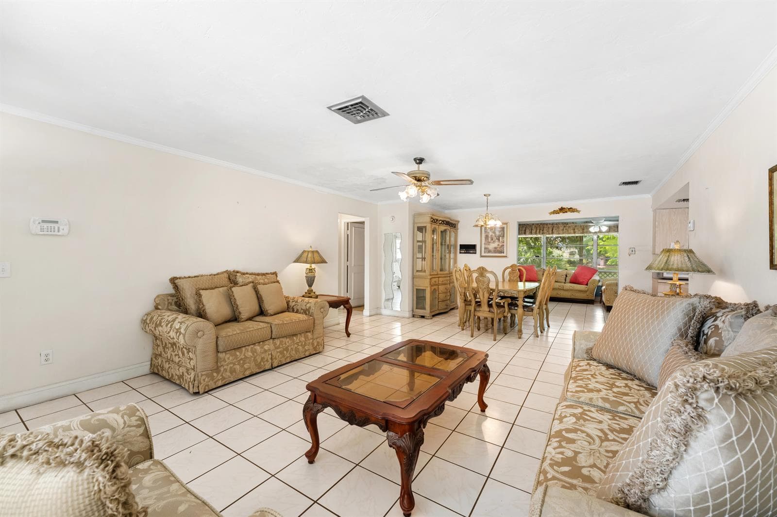 138 Sandpiper Avenue photo 8