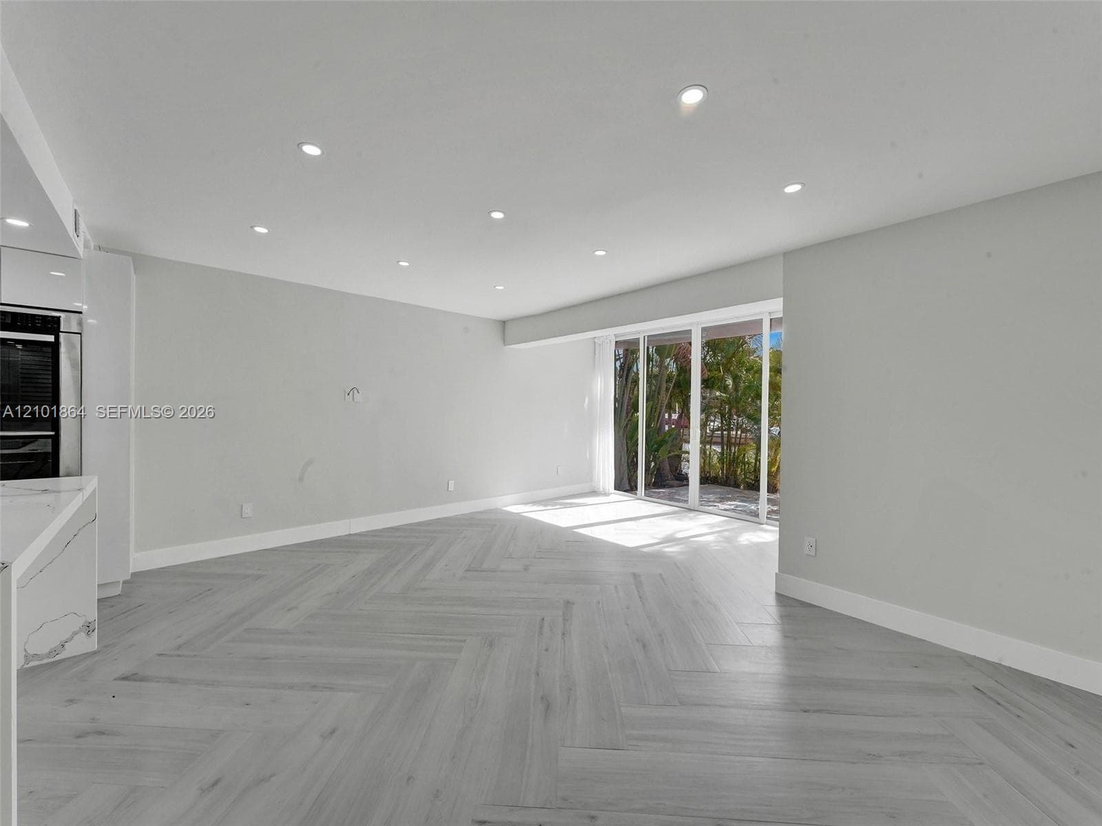 3744 NE 167th St 43 photo 13