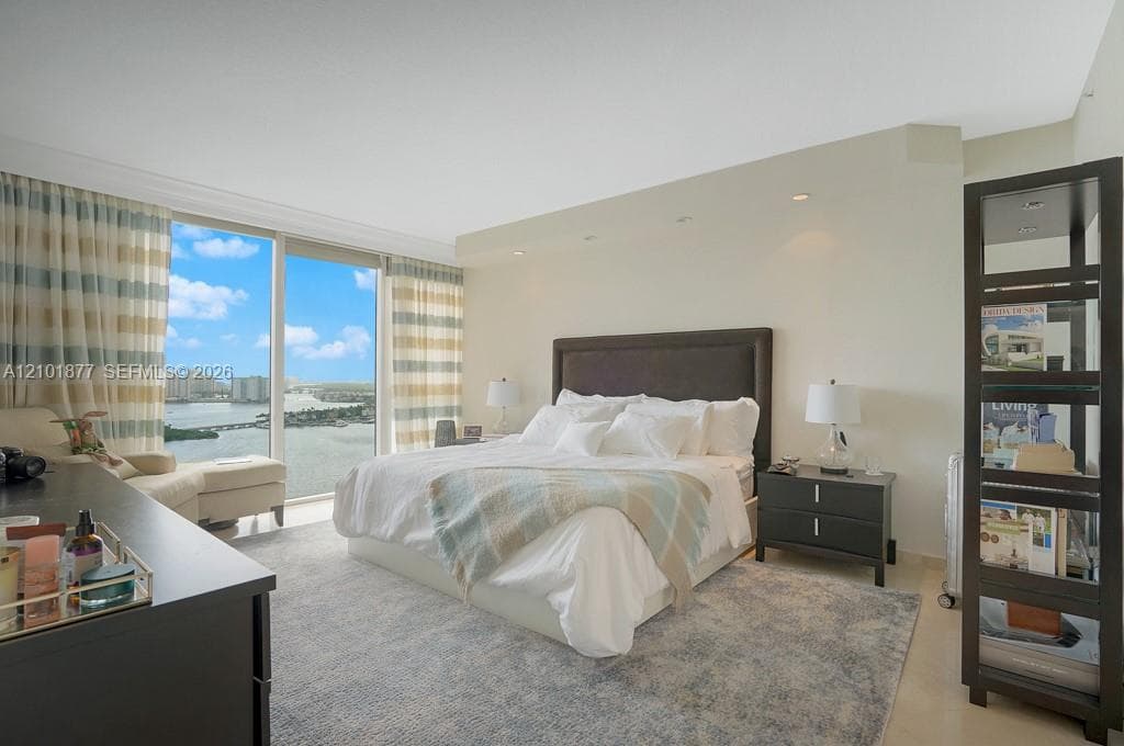 3370 Hidden Bay Dr 2310 photo 14