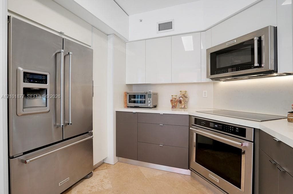 3370 Hidden Bay Dr 2310 photo 11