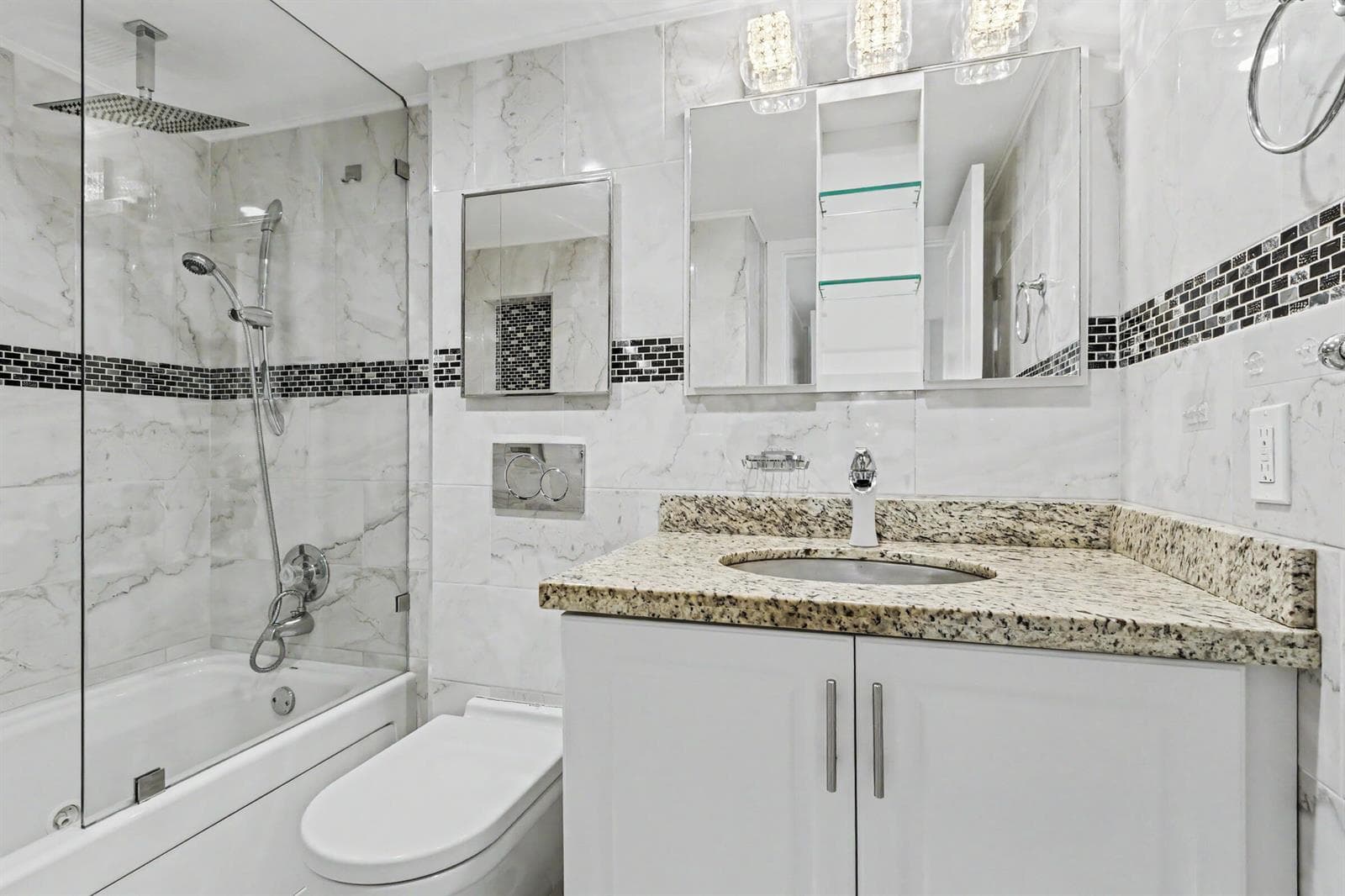 3200 N OCEAN Drive 402 photo 17