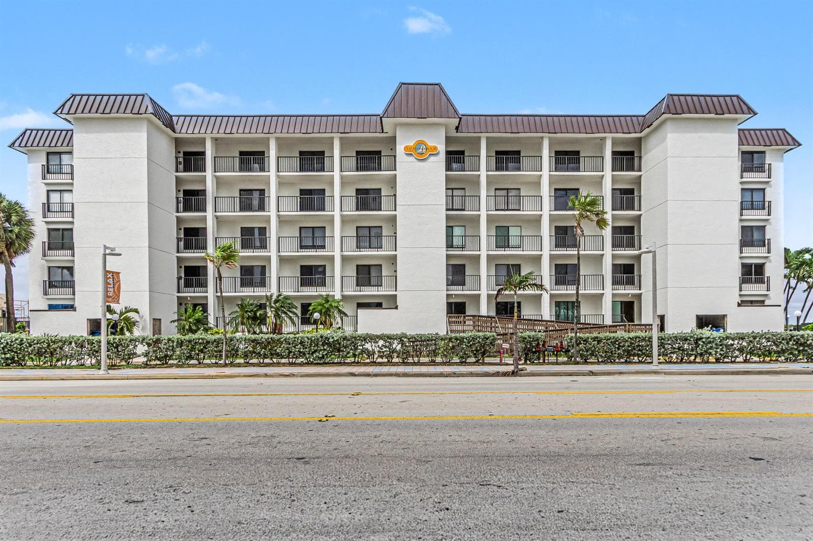3200 N OCEAN Drive 402 photo 7