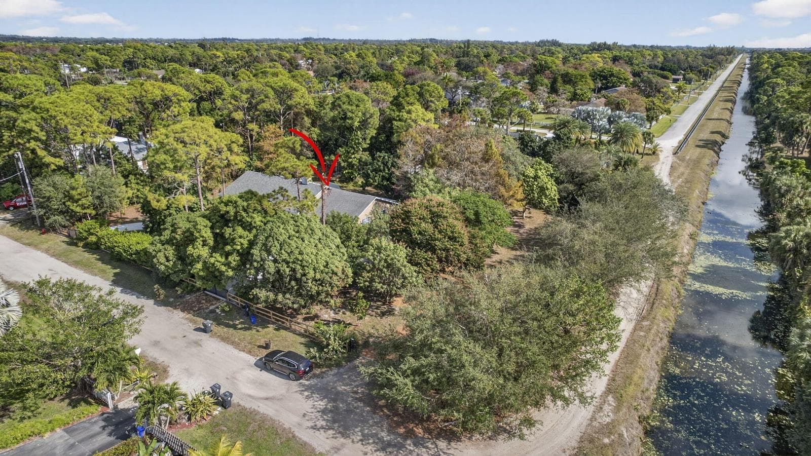 3470 CUSTER Avenue photo 2