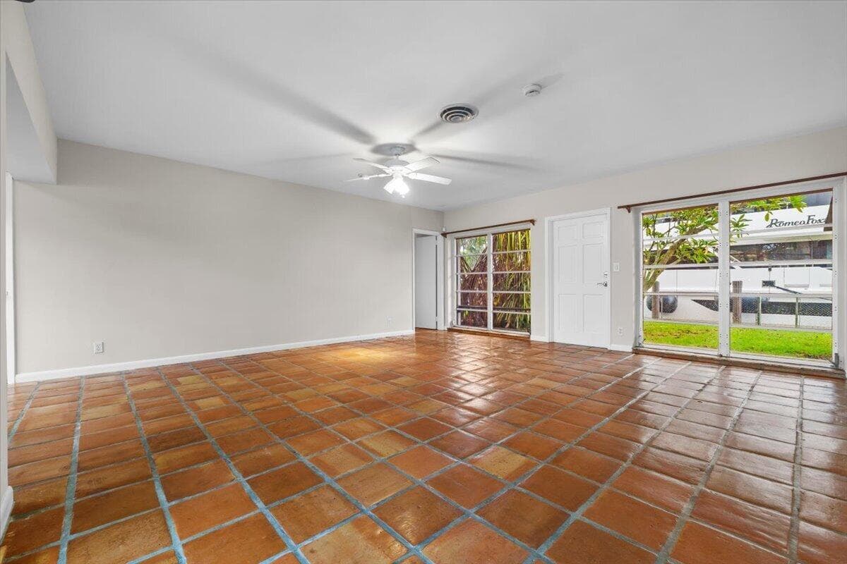 2337 SW 27TH Avenue photo 7