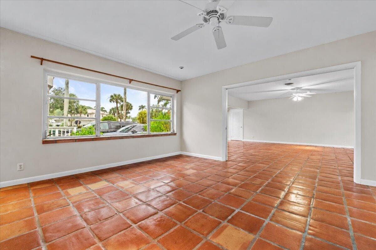 2337 SW 27TH Avenue photo 15
